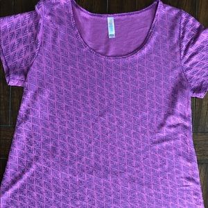 LuLarue Classic T size medium